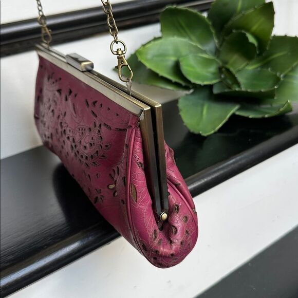 Patricia Nash Genuine Leather Cutout Shoulder Clutch Handbag Vintage-Inspired - Picture 5 of 9
